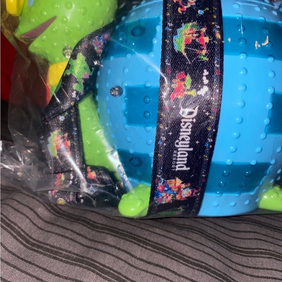 Disneyland  Turtle Sipper - Picture 4 of 6